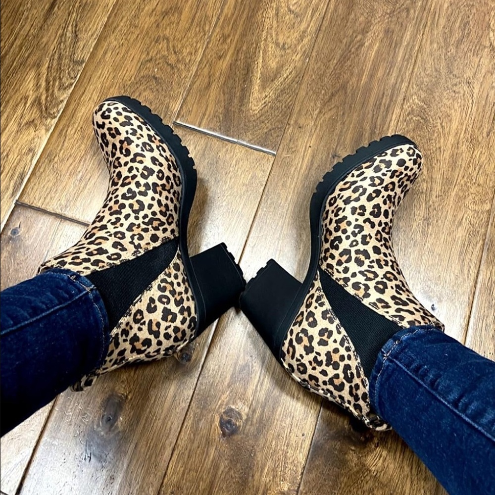 Leopard Print Boots | 7.5 | Never Worn